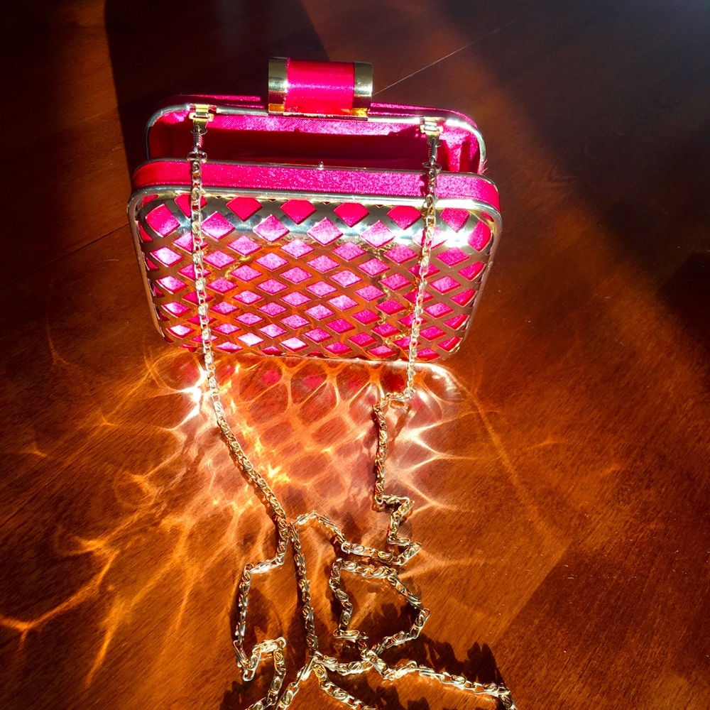 Vintage hot pink & gold clutch / crossbody / shoulder bag